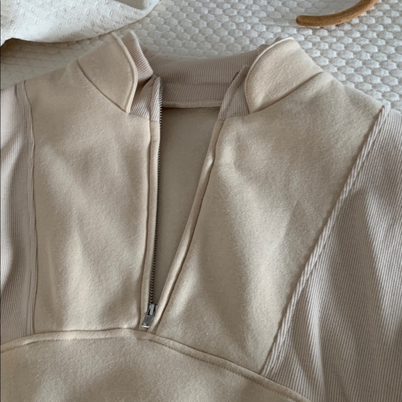 Amazon Essentials Half Zip Pullover Sweatshirt. Size: Med. NWOT - Picture 12 of 17